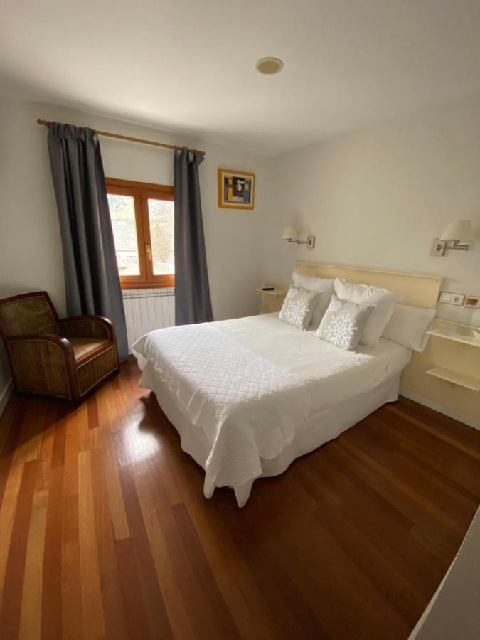 Hotel Casa Socotor Sallent de Gállego Екстериор снимка